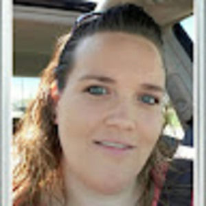 Meet your Posher, Dena